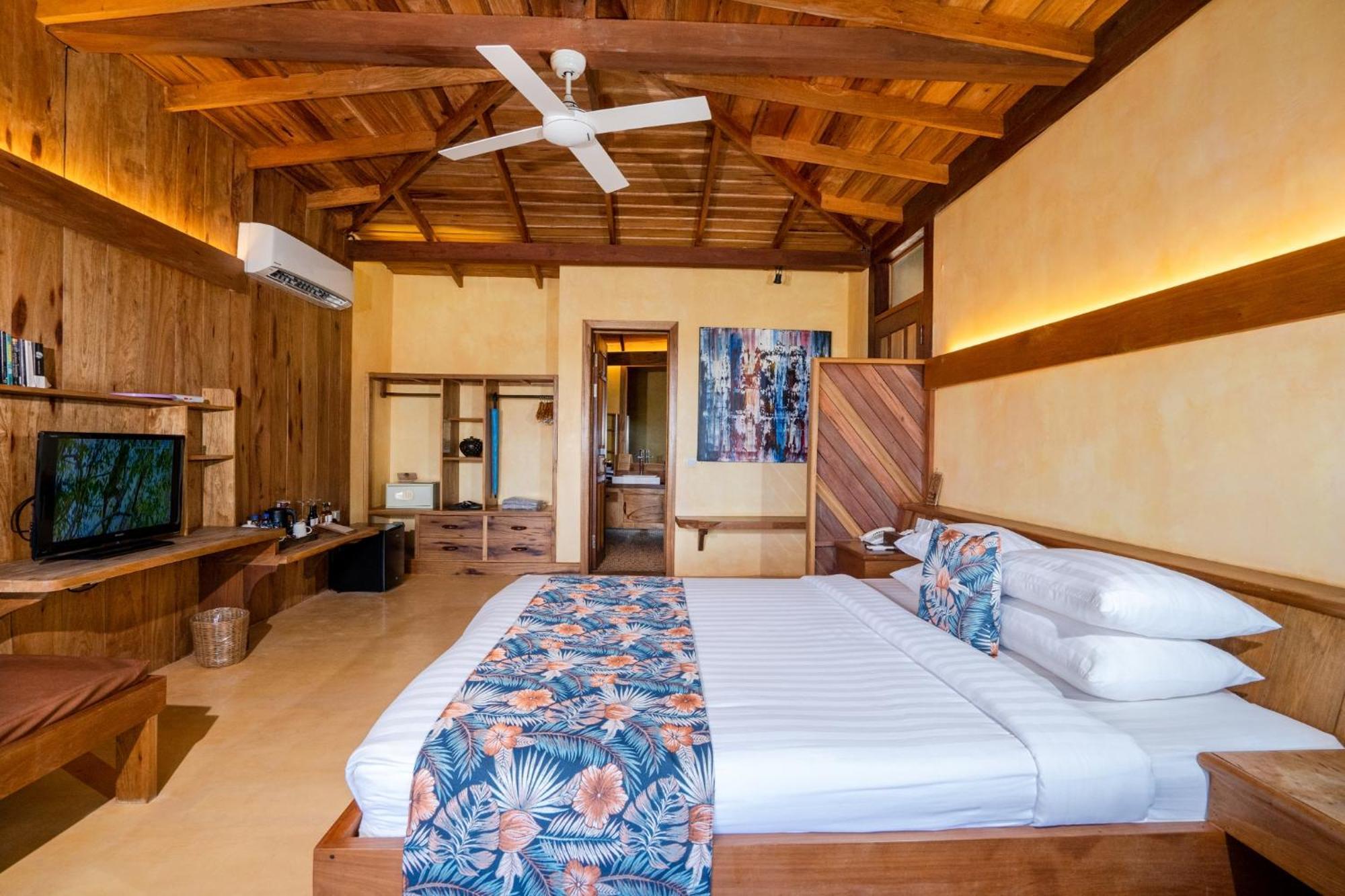 Veranda Natural Resort Kep Exterior photo